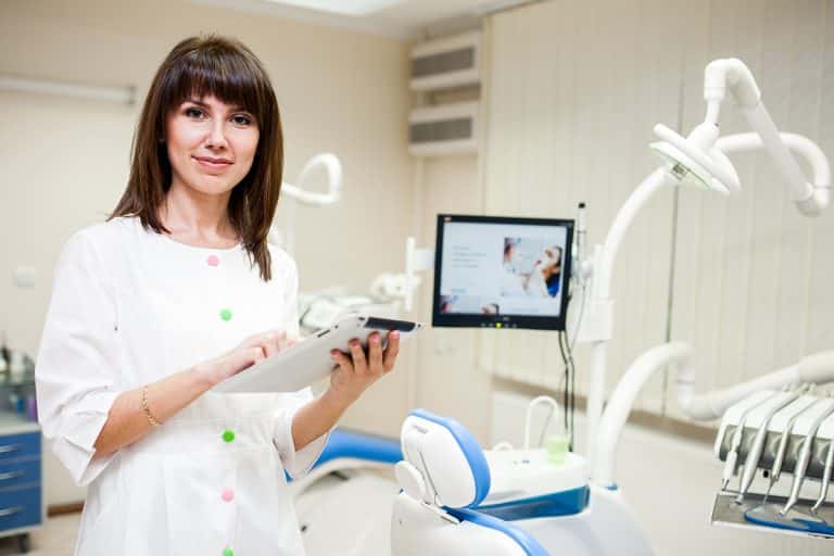 New Dentist Program: Start Your Career with a Solid Financial Foundation